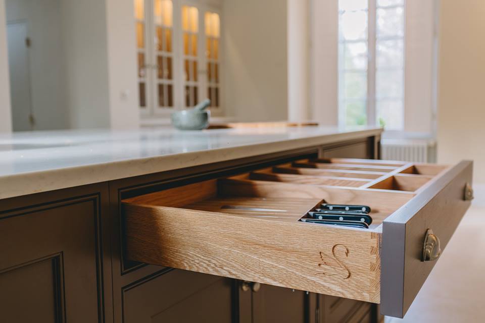 The Difference Between Mass Produced and Bespoke Furniture